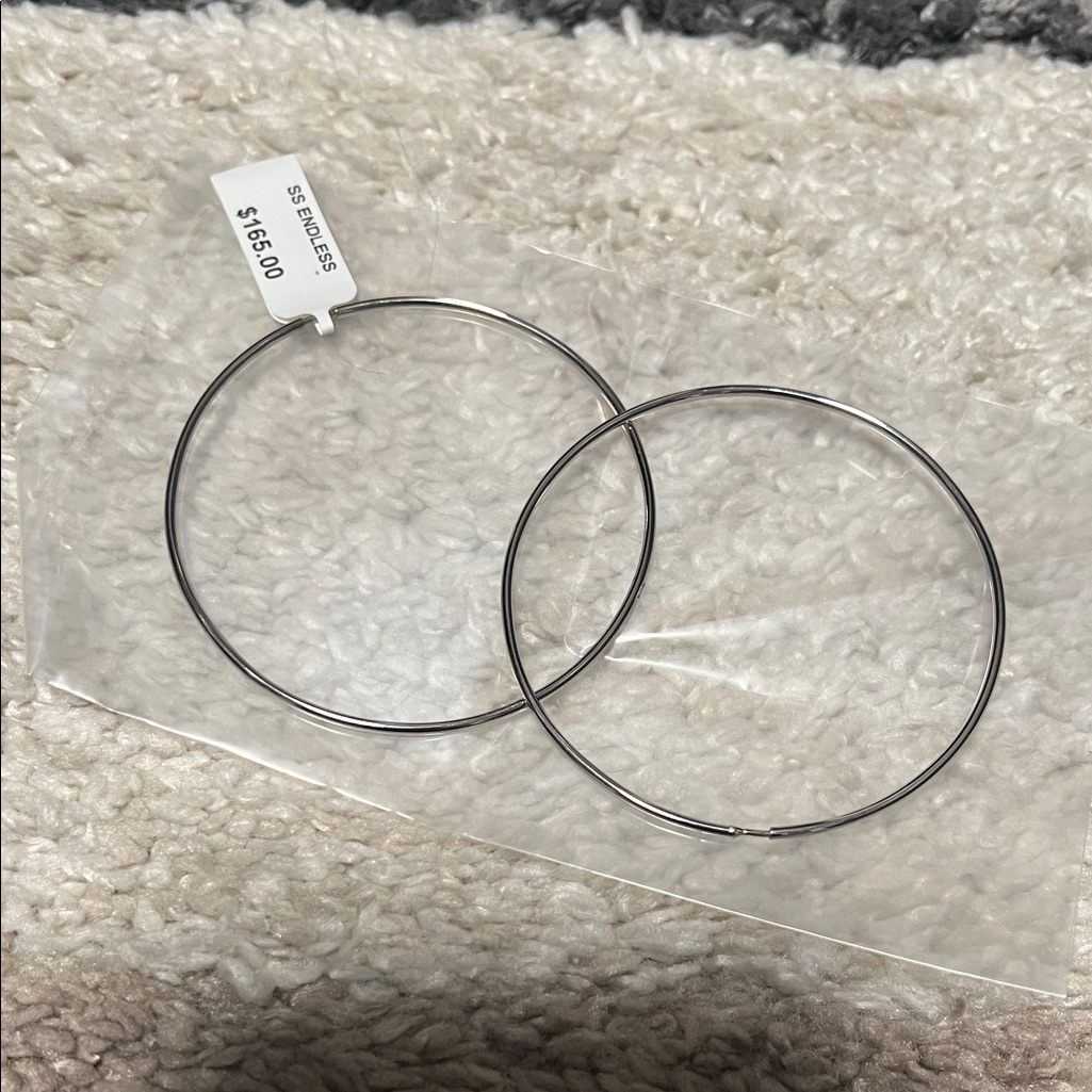 Bloomingdale’s Fine Jewelry Sterling Silver Endless Hoop Earrings, Nwt!